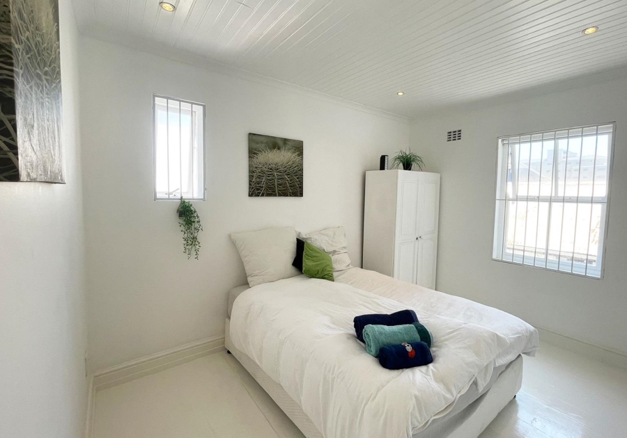 To Let 6 Bedroom Property for Rent in Sea Point Western Cape
